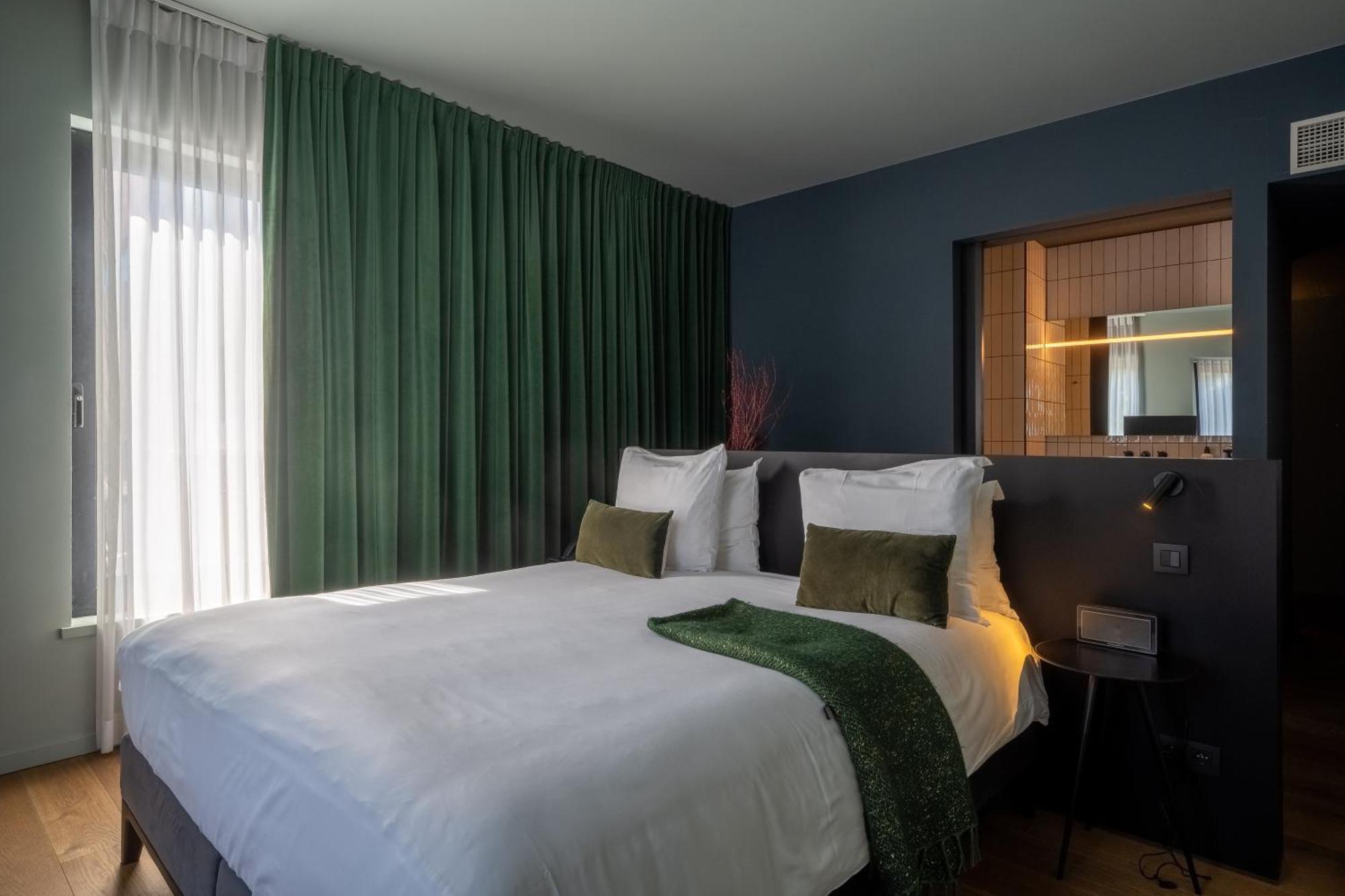 U Eat & Sleep Antwerp Hotel Exterior foto