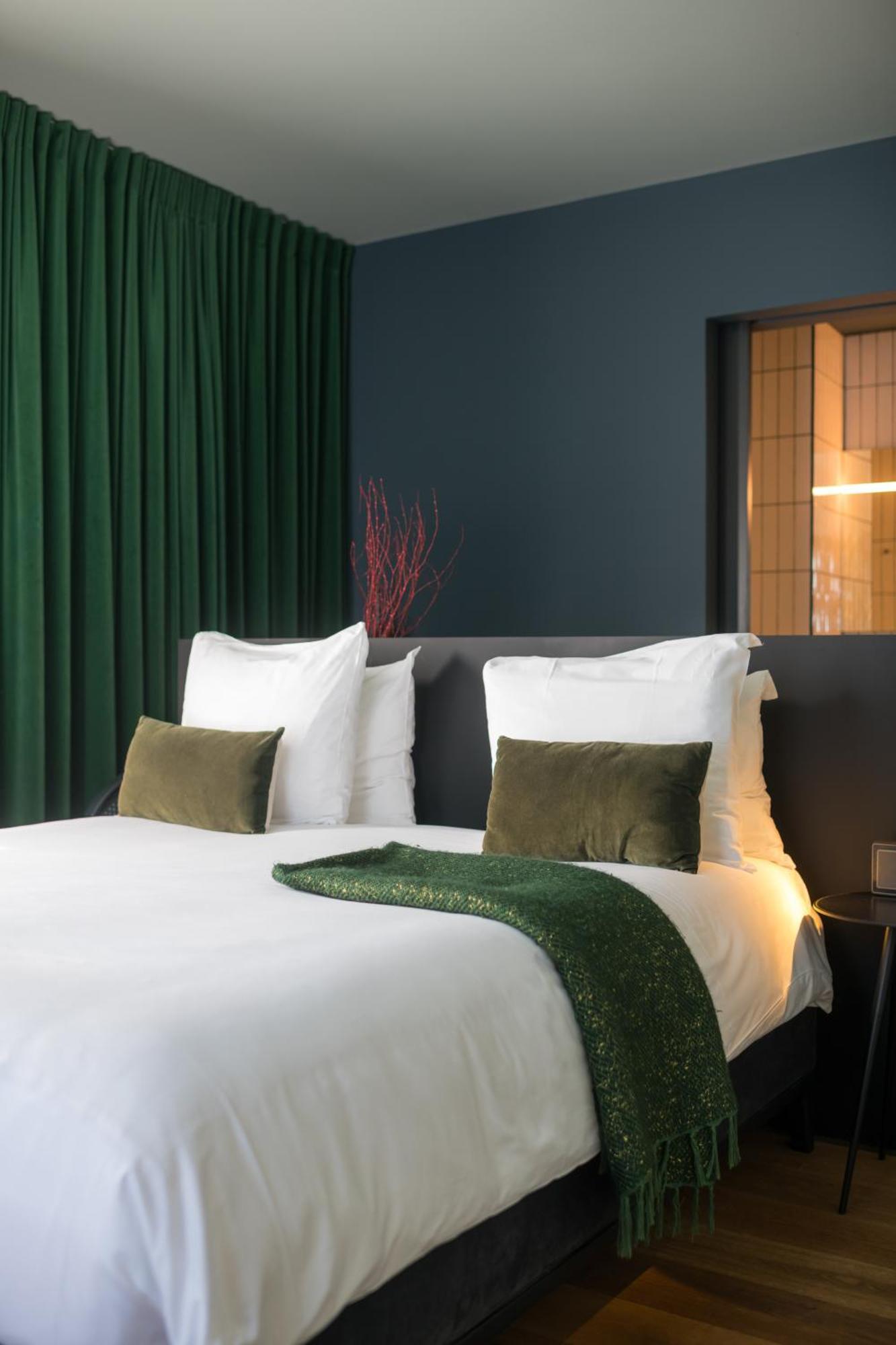 U Eat & Sleep Antwerp Hotel Exterior foto