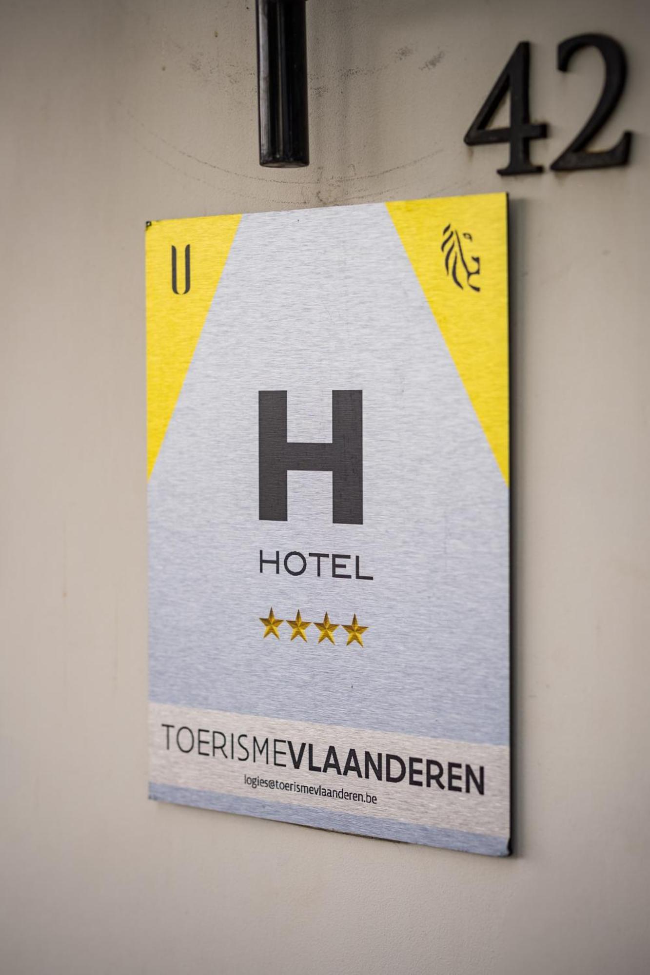 U Eat & Sleep Antwerp Hotel Exterior foto
