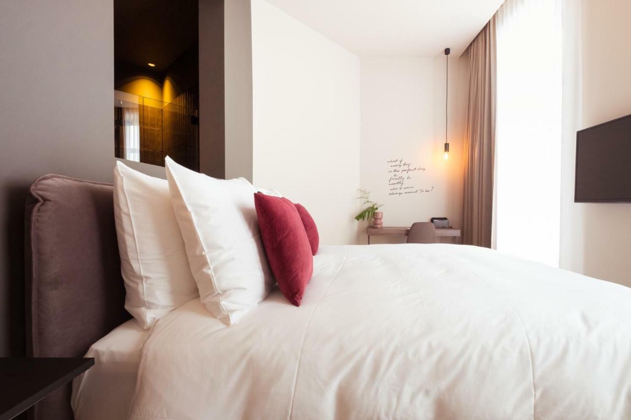 U Eat & Sleep Antwerp Hotel Exterior foto