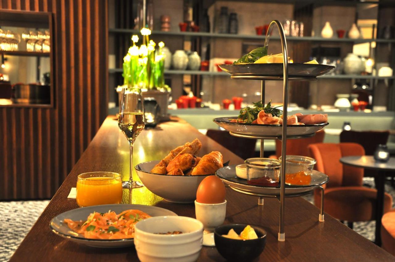 U Eat & Sleep Antwerp Hotel Exterior foto